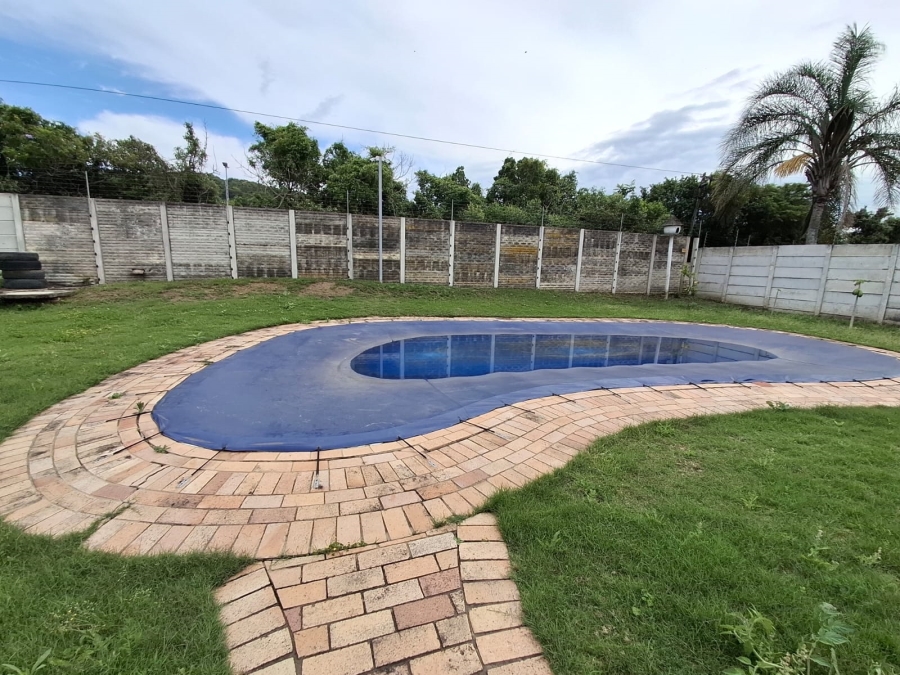 4 Bedroom Property for Sale in Nahoon Valley Park Eastern Cape